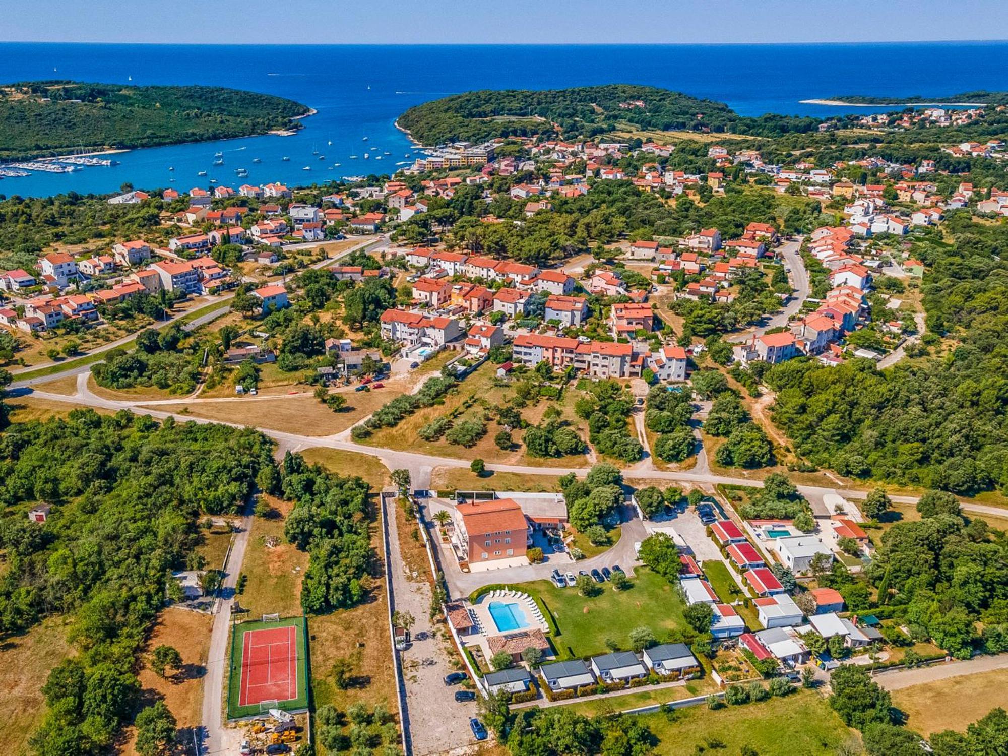 Premium By Interhome Pula